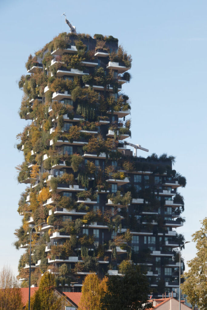 Bosco verticale aderma locatelli